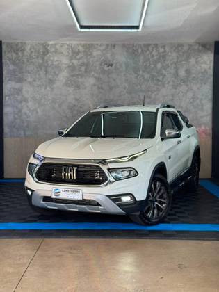 FIAT TORO 2.0 16V TURBO DIESEL RANCH 4WD AT9 FIAT TORO 2.0 16V TURBO DIESEL RANCH 4WD AT9